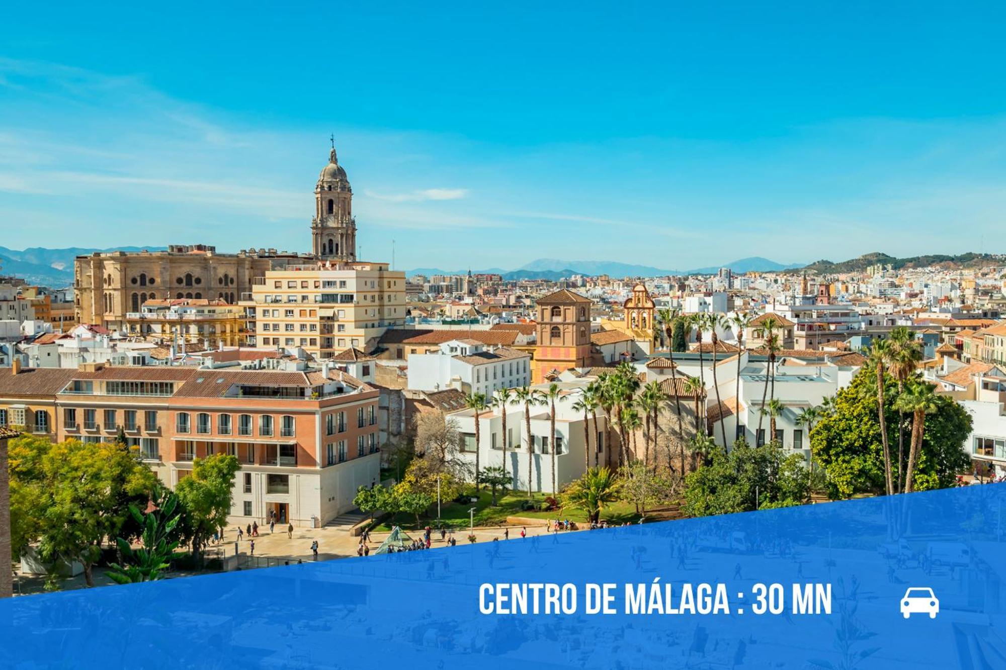 Appartement Spacieux Avec Terrasse Et Piscine Benalmádena Eksteriør billede